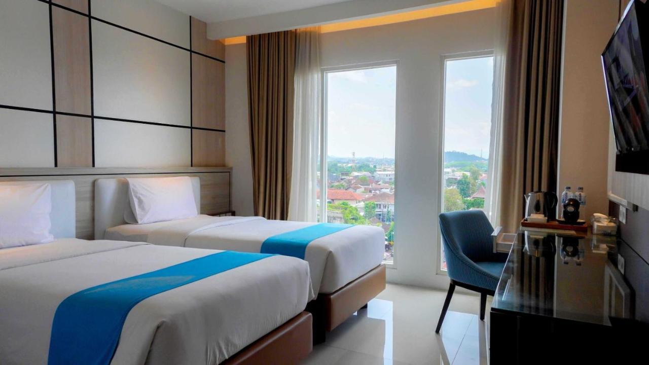 Java Lotus Hotel Jembel Dış mekan fotoğraf