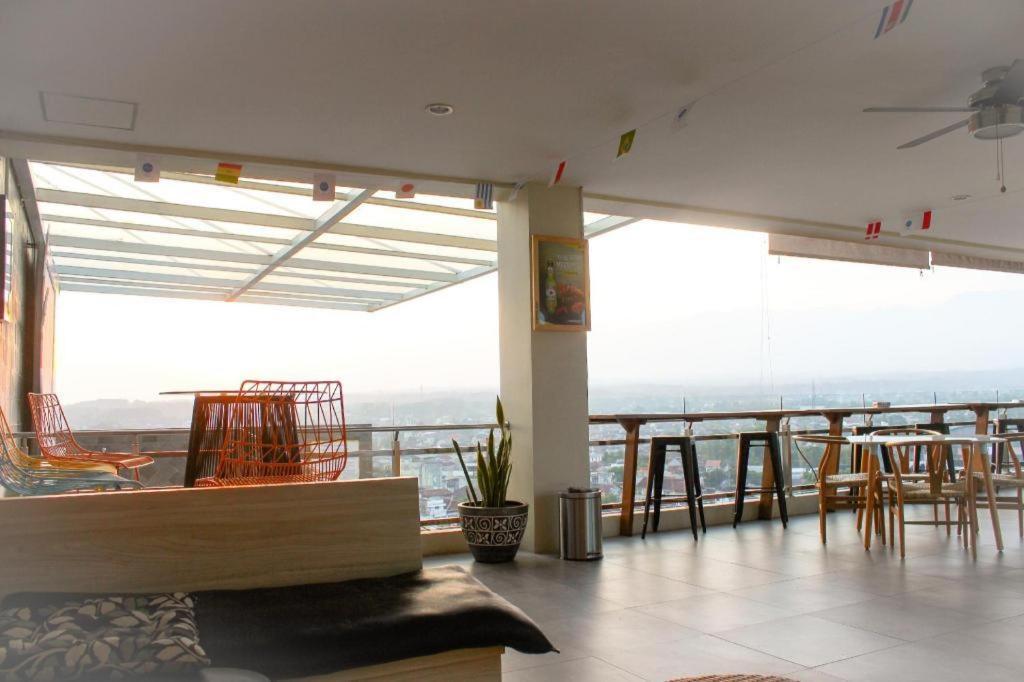 Java Lotus Hotel Jembel Dış mekan fotoğraf